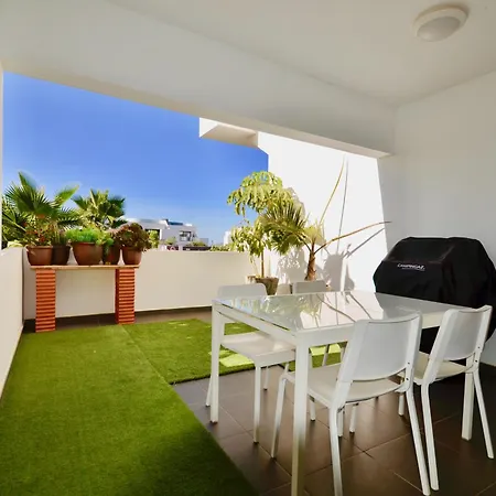 Apartament Casa Uma *